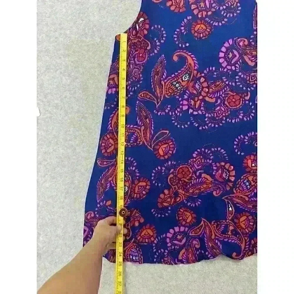 Everly Womens Shift Dress Sz Medium Paisley Sleeveless‎ Floral Vacation Flowy